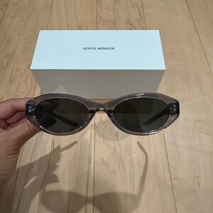 Gentle Monster Vamp GC12 glasses